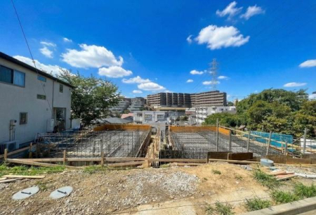 �_�ސ쌧���s�����扤�T����5���ڂ̐V�z��ˌ��Ă̌��n�O�ώʐ^