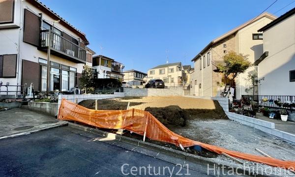 �_�ސ쌧���l�s���J�扺���J3���ڂ̐V�z��ˌ��Ă̑O�ʓ��H�܂ތ��n�ʐ^