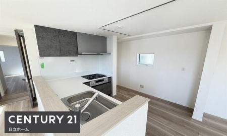 �_�ސ쌧���l�s��������̐V�z��ˌ��ẴL�b�`��