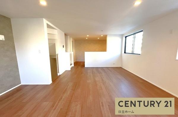 �_�ސ쌧���l�s�����Ԓ�2���ڂ̐V�z��ˌ��Ẵ��r���O