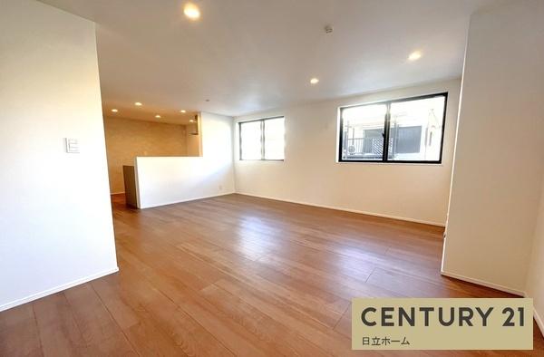 �_�ސ쌧���l�s�����Ԓ�2���ڂ̐V�z��ˌ��Ẵ��r���O