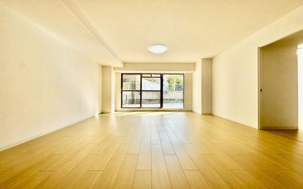 �_�ސ쌧���s�{�O��약��̒��Ã}���V�����̃��r���O