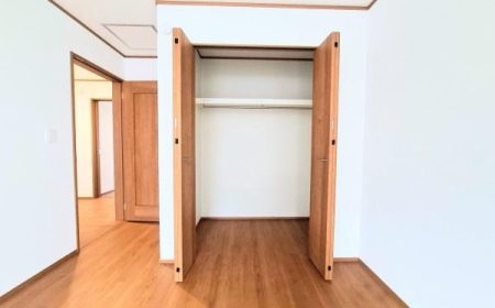 �_�ސ쌧���s������S���u3���ڂ̐V�z��ˌ��Ă̎��[