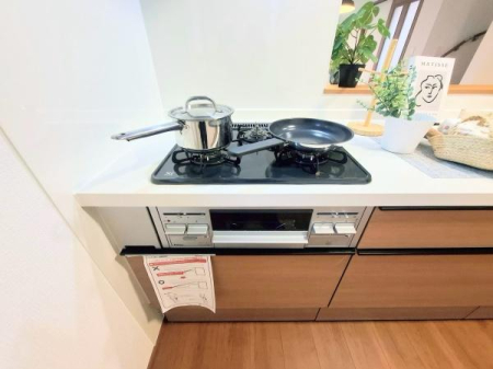 �_�ސ쌧���s������S���u3���ڂ̐V�z��ˌ��ẴL�b�`��