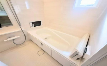 �_�ސ쌧���s�����扤�T����3���ڂ̐V�z��ˌ��Ă̗���