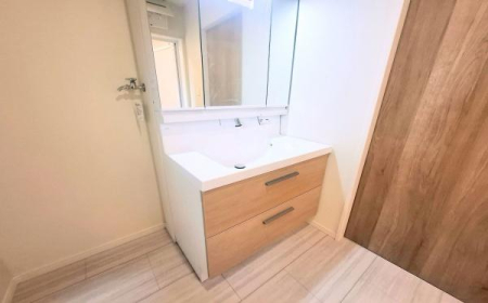 �_�ސ쌧���s�����扤�T����3���ڂ̐V�z��ˌ��Ă̐��ʑ�E���ʏ�