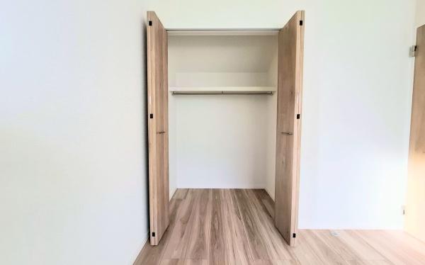 �_�ސ쌧���s�����扤�T����3���ڂ̐V�z��ˌ��Ă̎��[