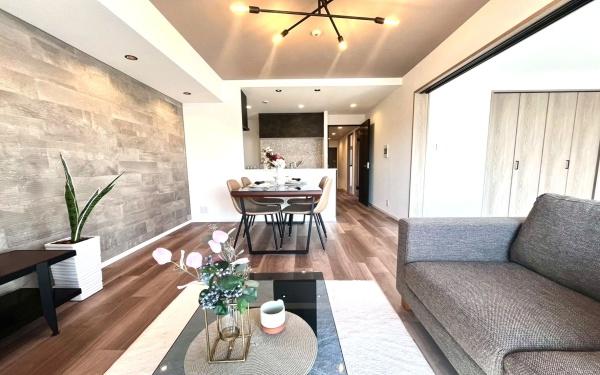 �_�ސ쌧���s����`���̒��Ã}���V�����̃��r���O