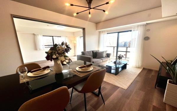 �_�ސ쌧���s����`���̒��Ã}���V�����̃��r���O