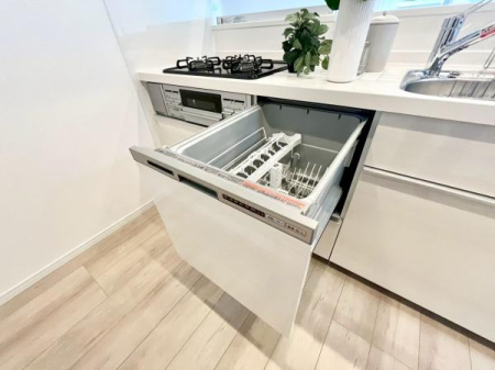 �_�ސ쌧���s�K��ˉz4���ڂ̒��Ã}���V�����̃L�b�`��