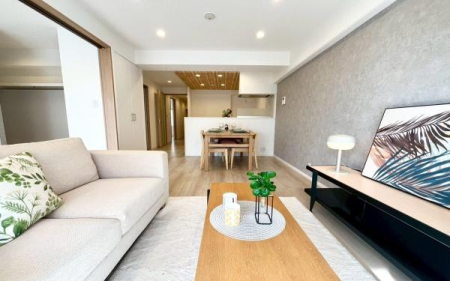 �_�ސ쌧���s�K��ˉz4���ڂ̒��Ã}���V�����̃��r���O