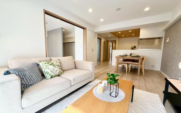 �_�ސ쌧���s�K��ˉz4���ڂ̒��Ã}���V�����̃��r���O