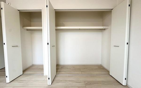 �_�ސ쌧���s�{�O�搼���1���ڂ̐V�z��ˌ��Ă̎��[