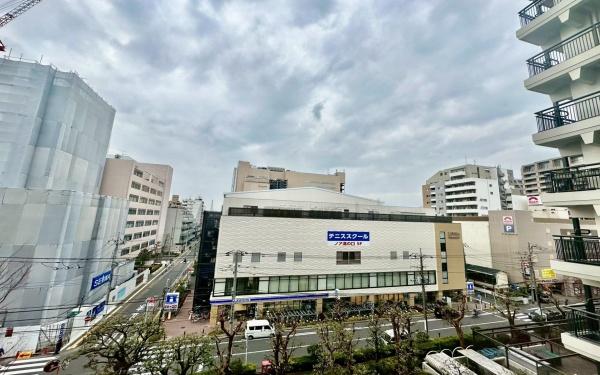 �_�ސ쌧���s���Ë�v�{3���ڂ̒��Ã}���V�����̏Z�˂���̒��]�ʐ^