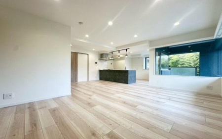 �_�ސ쌧���s���Ë�v���̒��Ã}���V�����̃��r���O