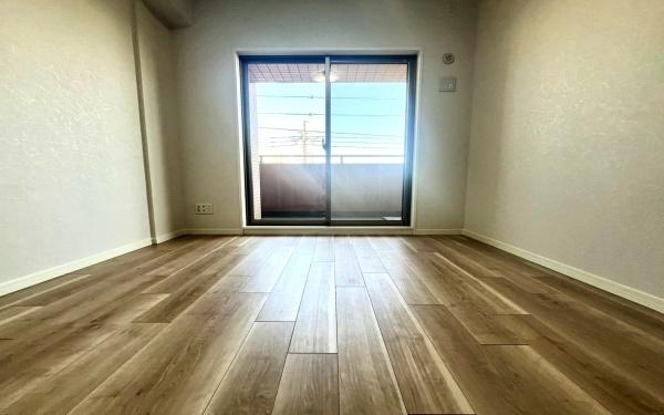 �_�ސ쌧���s����|�ǒ�3���ڂ̒��Ã}���V�����̐Q��