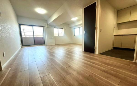 �_�ސ쌧���s����|�ǒ�3���ڂ̒��Ã}���V�����̃��r���O