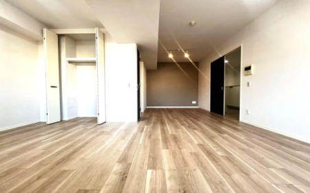 �_�ސ쌧���s����|�ǒ�3���ڂ̒��Ã}���V�����̃��r���O