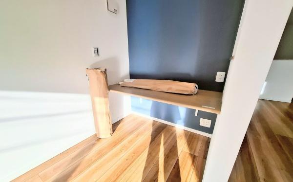 �_�ސ쌧���s�{�O��n��4���ڂ̐V�z��ˌ��Ă̂��̑�����