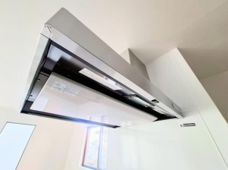 �_�ސ쌧���s�{�O��n��4���ڂ̐V�z��ˌ��ẴL�b�`��