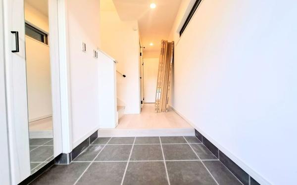 �_�ސ쌧���s�{�O��n��4���ڂ̐V�z��ˌ��Ă̌���