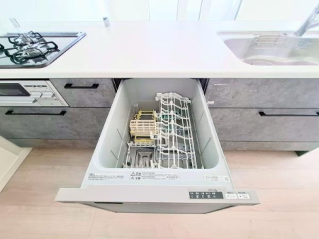 �_�ސ쌧���s�{�O��n��4���ڂ̐V�z��ˌ��ẴL�b�`��