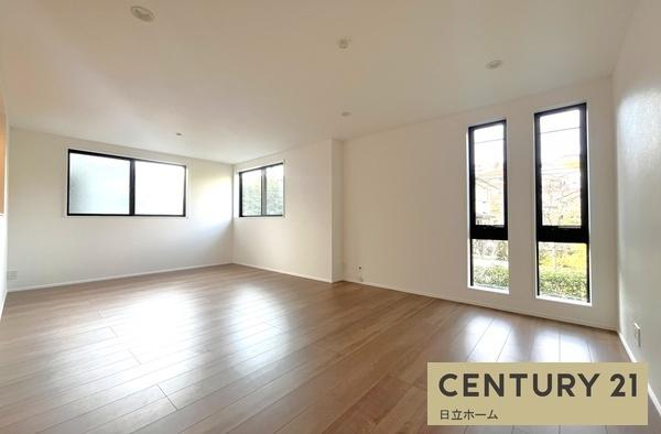 �_�ސ쌧���l�s�����Ԓ�3���ڂ̐V�z��ˌ��Ẵ��r���O