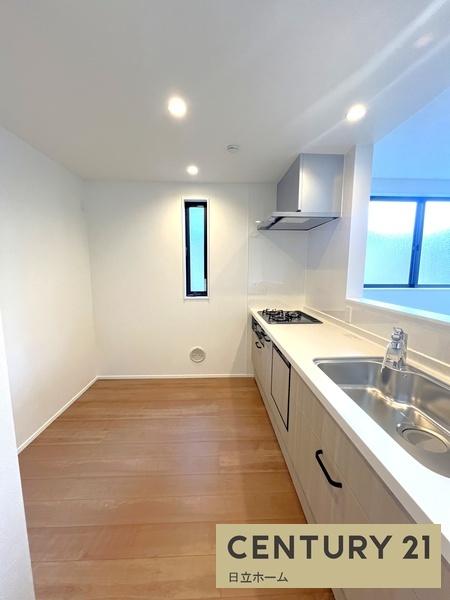 �_�ސ쌧���l�s�����Ԓ�3���ڂ̐V�z��ˌ��ẴL�b�`��