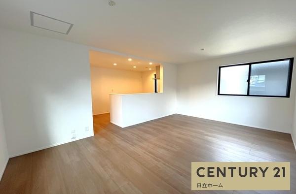 �_�ސ쌧���l�s�����Ԓ�3���ڂ̐V�z��ˌ��Ẵ��r���O