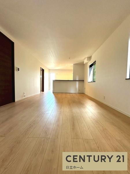 �_�ސ쌧���l�s�ߌ���k����4���ڂ̐V�z��ˌ��Ẵ��r���O