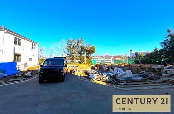 �_�ސ쌧���l�s�ߌ���k����4���ڂ̐V�z��ˌ��Ă̑O�ʓ��H�܂ތ��n�ʐ^