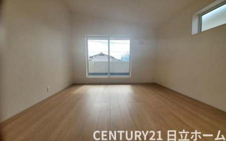 �_�ސ쌧���l�s���撆��3���ڂ̐V�z��ˌ��Ă̎q������