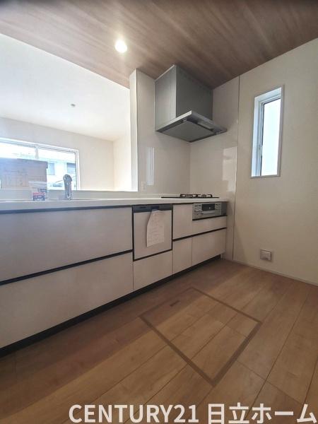 �_�ސ쌧���l�s���撆��3���ڂ̐V�z��ˌ��ẴL�b�`��