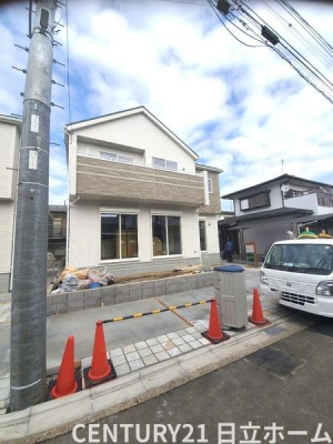 �_�ސ쌧���l�s���撆��3���ڂ̐V�z��ˌ��Ă̑O�ʓ��H�܂ތ��n�ʐ^