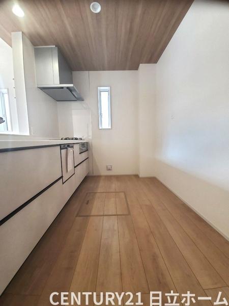 �_�ސ쌧���l�s���撆��3���ڂ̐V�z��ˌ��ẴL�b�`��