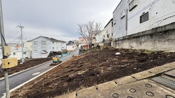 �_�ސ쌧���s�{�O�抁�P�J�̐V�z��ˌ��Ă̂��̑����n