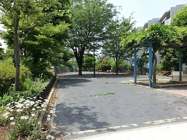 �_�ސ쌧���l�s���ʏ�3���ڂ̒��Ã}���V�����̎��ӊ�