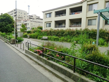 �_�ސ쌧���l�s�ߌ���k����6���ڂ̒��Ã}���V�����̎��ӊ�