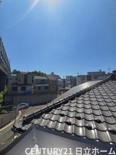 �_�ސ쌧���l�s�`����뒬�̐V�z��ˌ��Ă̏Z�˂���̒��]�ʐ^