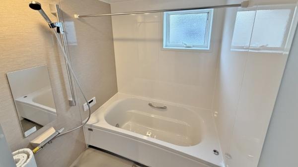 �_�ސ쌧���l�s��扺�a��2���ڂ̐V�z��ˌ��Ă̗���