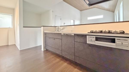 �_�ސ쌧���l�s��扺�a��2���ڂ̐V�z��ˌ��ẴL�b�`��