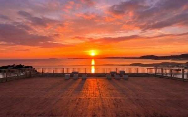 �_�ސ쌧�O�Y�S�t�R���x���̒��Ã}���V�����̏Z�˂���̒��]�ʐ^