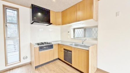 �_�ސ쌧���l�s�˒ˋ扺�q�c���̒��È�ˌ��ẴL�b�`��