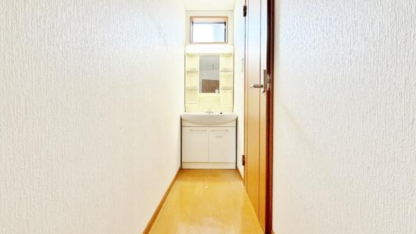 �_�ސ쌧���l�s�`������5���ڂ̒��È�ˌ��Ă̐��ʑ�E���ʏ�