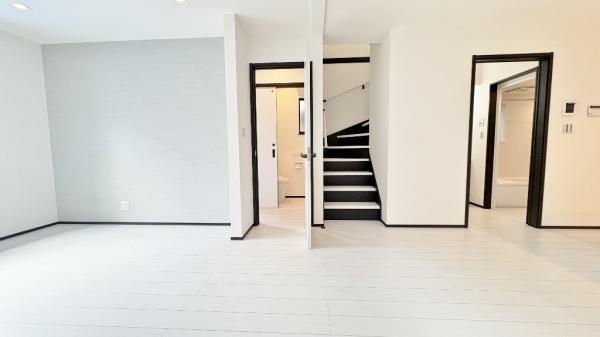 �_�ސ쌧���l�s��撆�c��5���ڂ̐V�z��ˌ��Ẵ��r���O