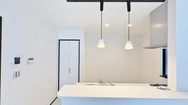 �_�ސ쌧���l�s��撆�c��5���ڂ̐V�z��ˌ��ẴL�b�`��