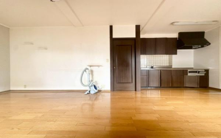 �_�ސ쌧���l�s�`�k�捂�c��5���ڂ̒��È�ˌ��Ẵ��r���O