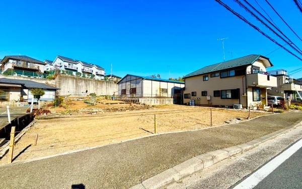 �_�ސ쌧���l�s�s�}���F���̐V�z��ˌ��Ă̑O�ʓ��H�܂ތ��n�ʐ^