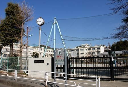 �_�ސ쌧���s�{�O�揉�R2���ڂ̒��È�ˌ��Ă̎��ӊ�