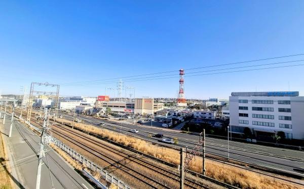 �_�ސ쌧���l�s�t��`�c�k1���ڂ̒��Ã}���V�����̏Z�˂���̒��]�ʐ^